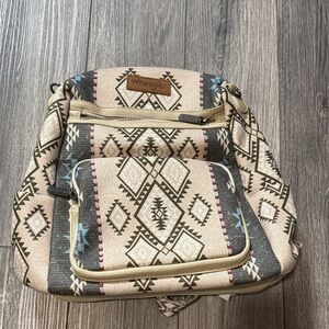 Wrangler Beige and Black Geometric Women's Backpack